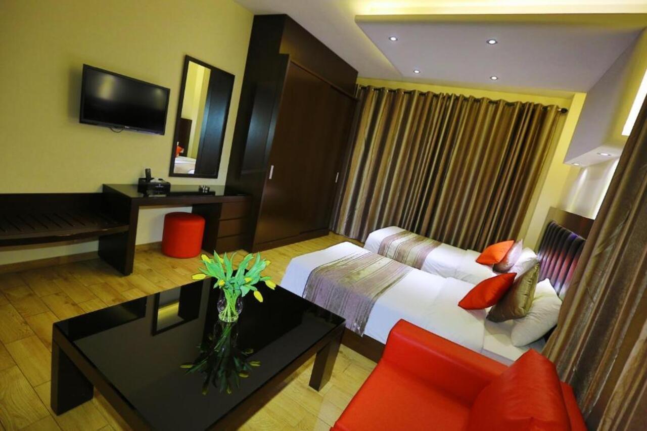 Jounieh Suites Boutique Hotel Esterno foto